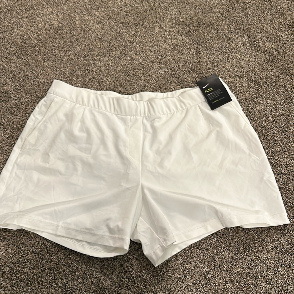 Women Nike shorts